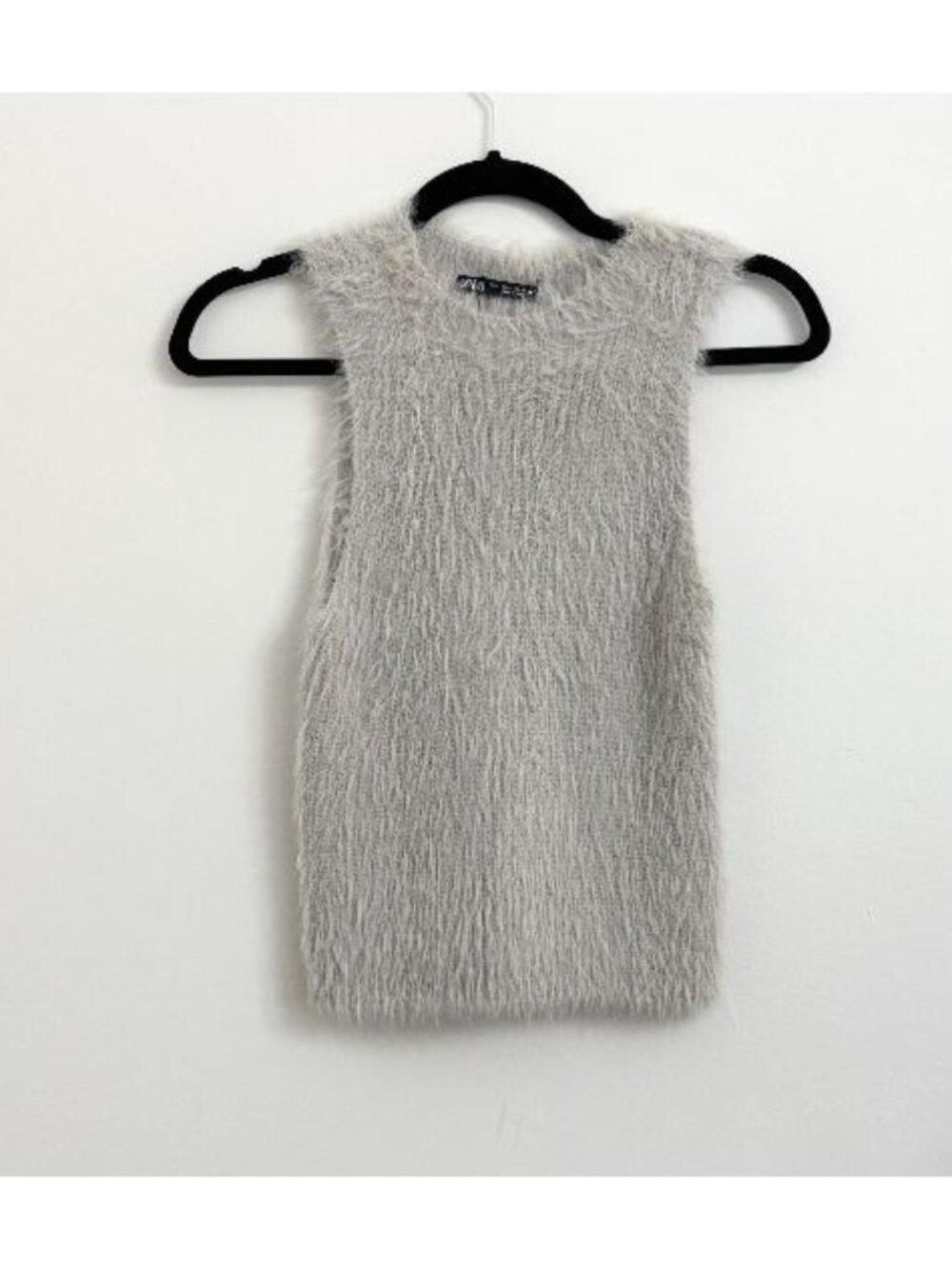 EUC Zara Fuzzy Lavender Sleeveless High Neck Fitted Top - sz S - Picture 1 of 12